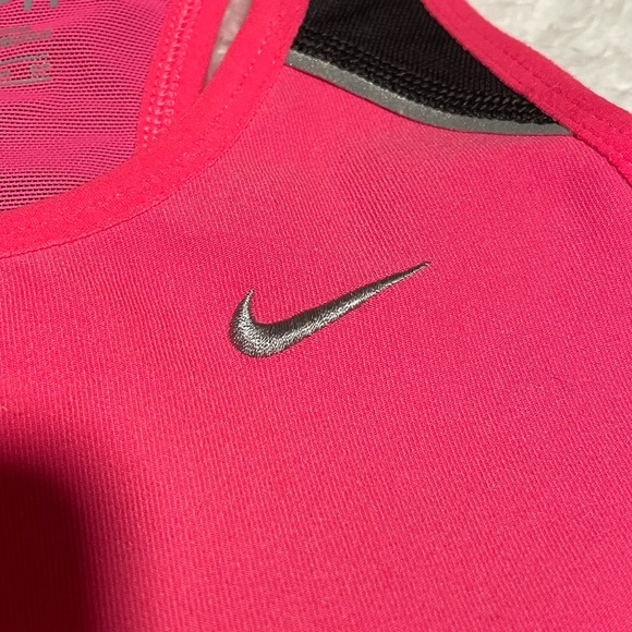 Nike Dri-Fit Racerback Tank-top - Picture 4 of 8